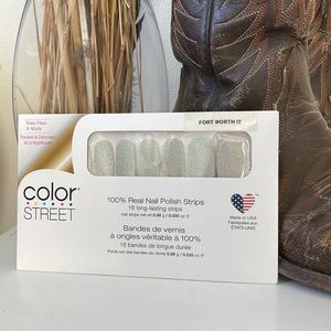 Color street nail polish strips! Silver with sparkles⭐️